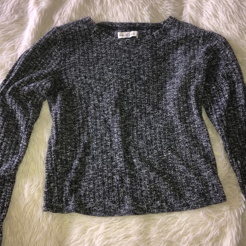 Abercrombie & Fitch Cropped Sweater